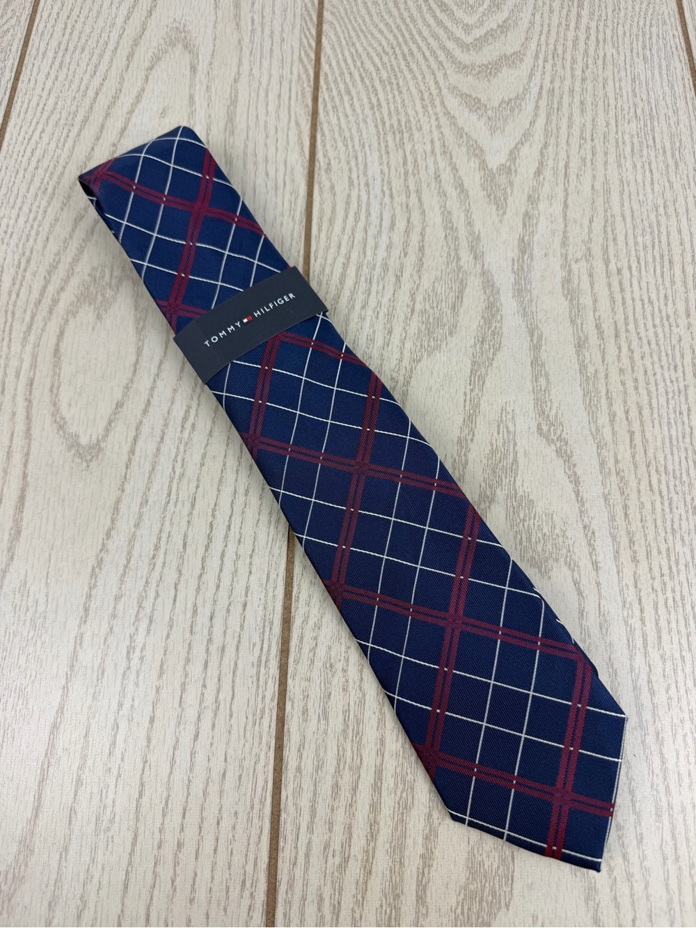 896 Tommy Hilfiger Tie Navy Red Plaid 620 TL21100089 Silk Poly Blend $69.50